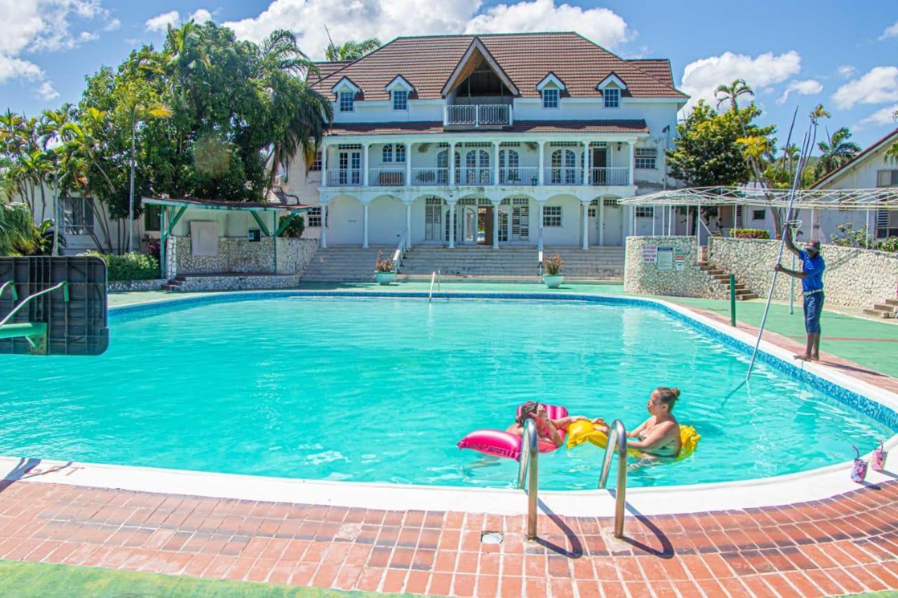 Apartamento Malibu Ocean View Studio Montego Bay Exterior foto