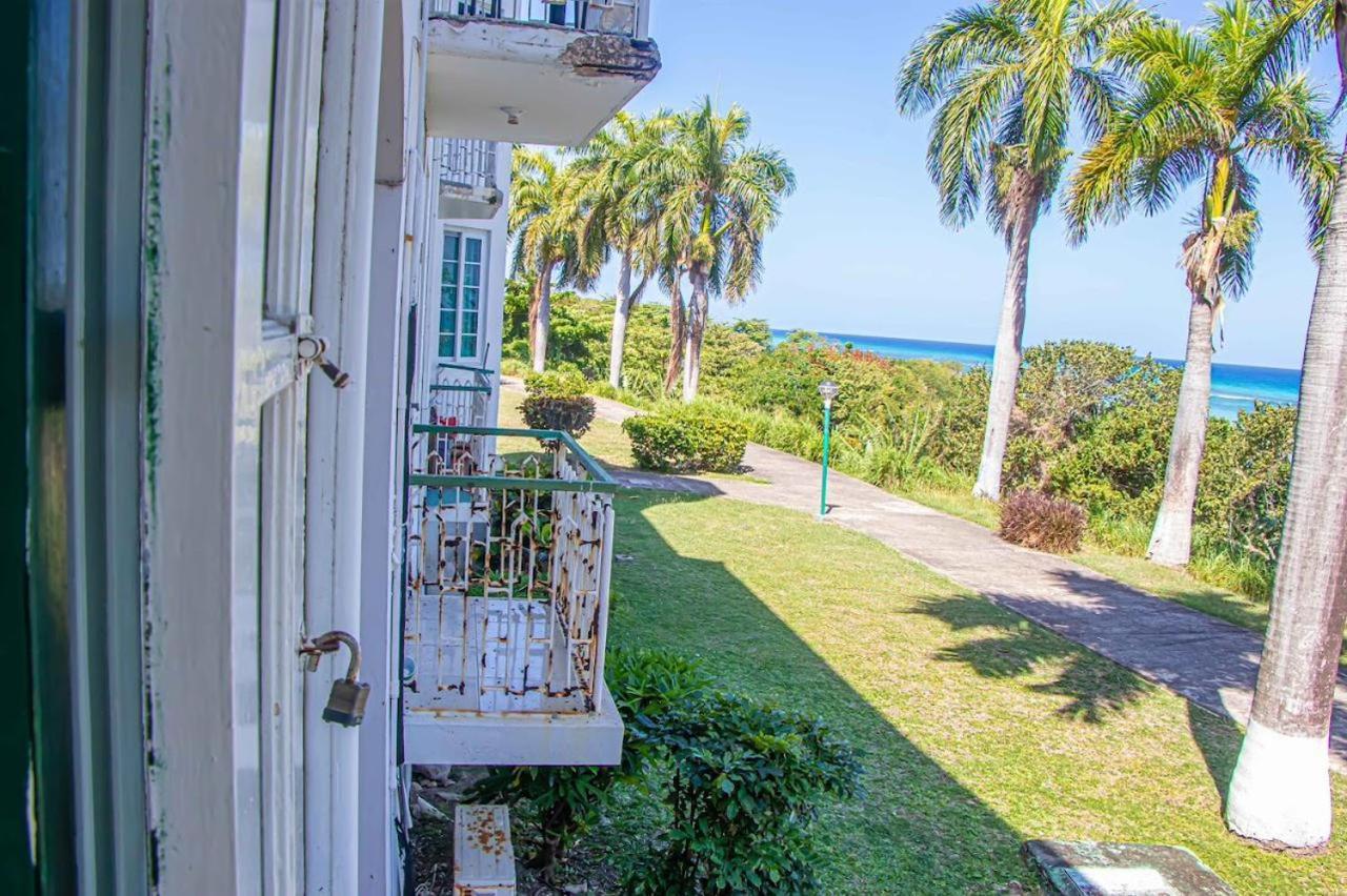Apartamento Malibu Ocean View Studio Montego Bay Exterior foto