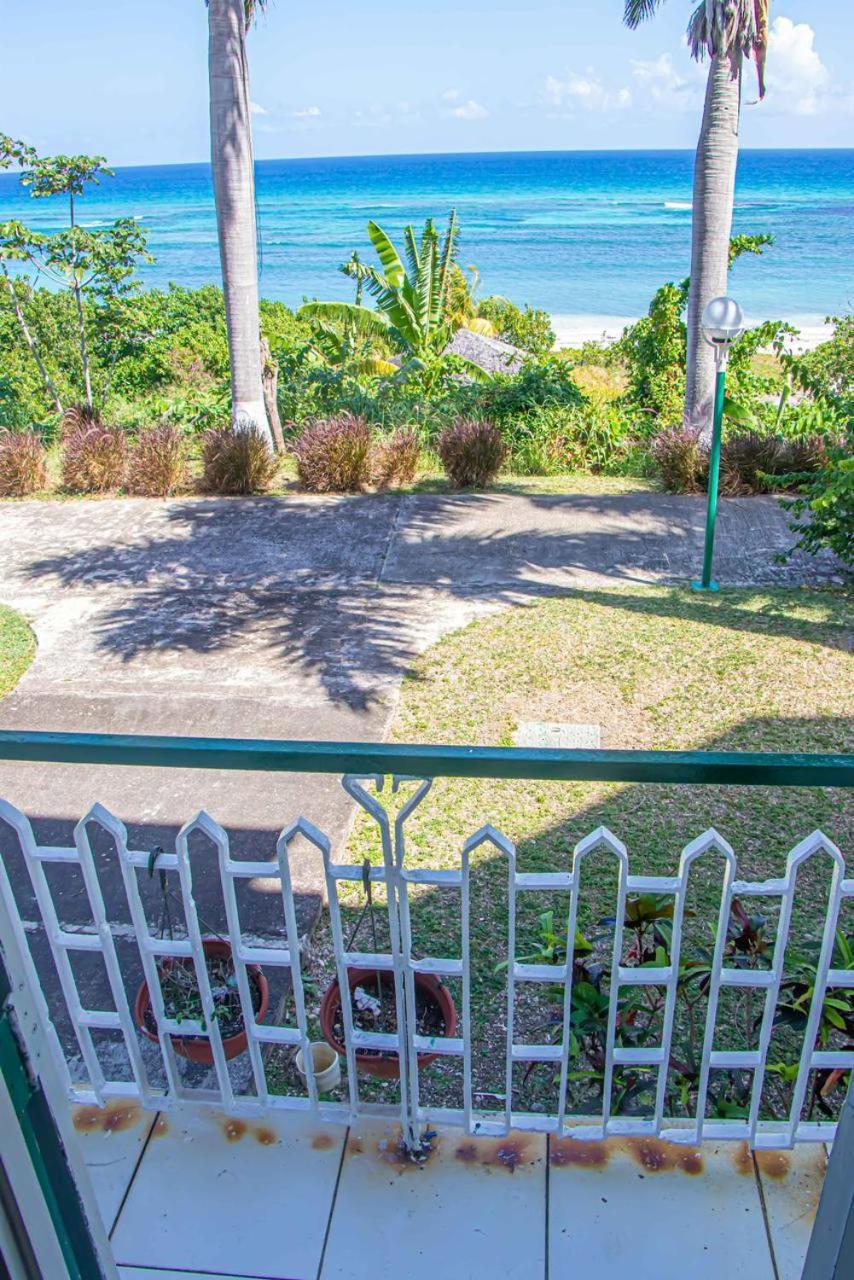 Apartamento Malibu Ocean View Studio Montego Bay Exterior foto